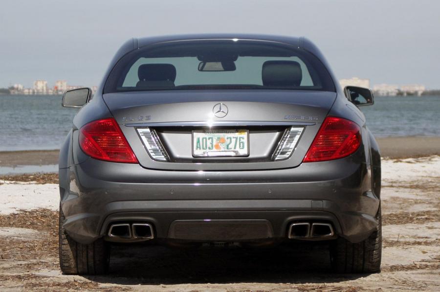  Mercedes-Benz CL63 AMG 2011 года  (фото 19 из 62)